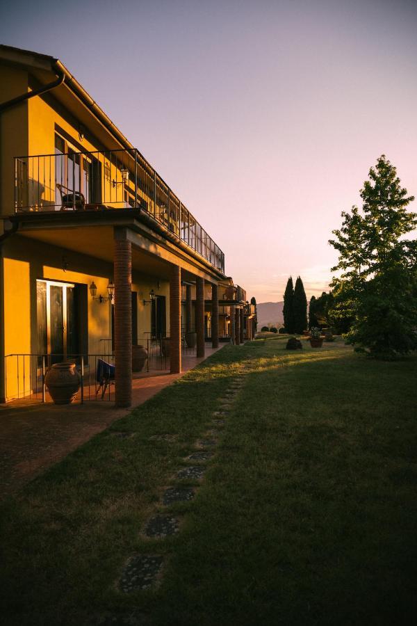 Fattoria Degli Usignoli Guest House San Donato in Fronzano Exterior photo