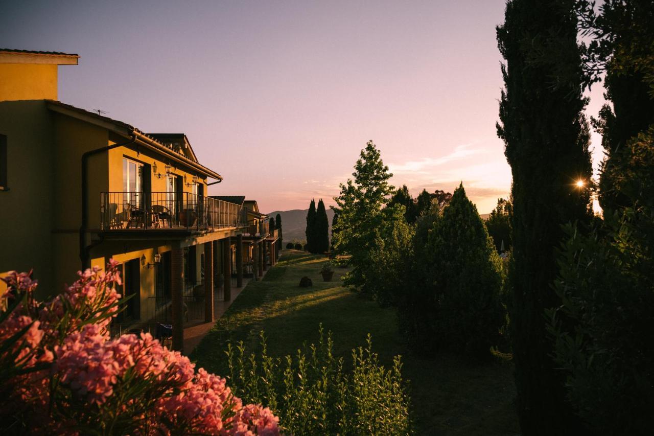 Fattoria Degli Usignoli Guest House San Donato in Fronzano Exterior photo