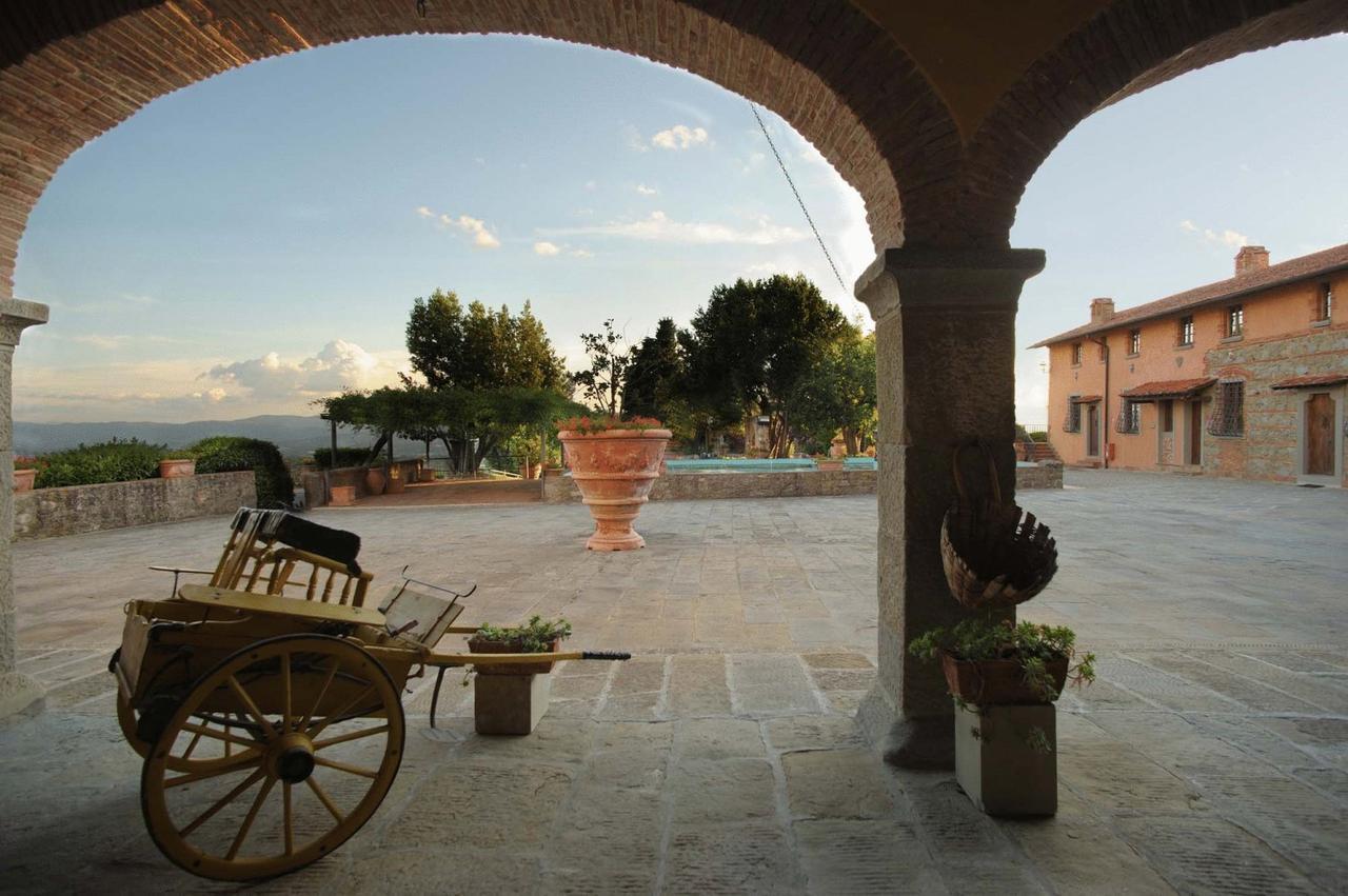 Fattoria Degli Usignoli Guest House San Donato in Fronzano Exterior photo
