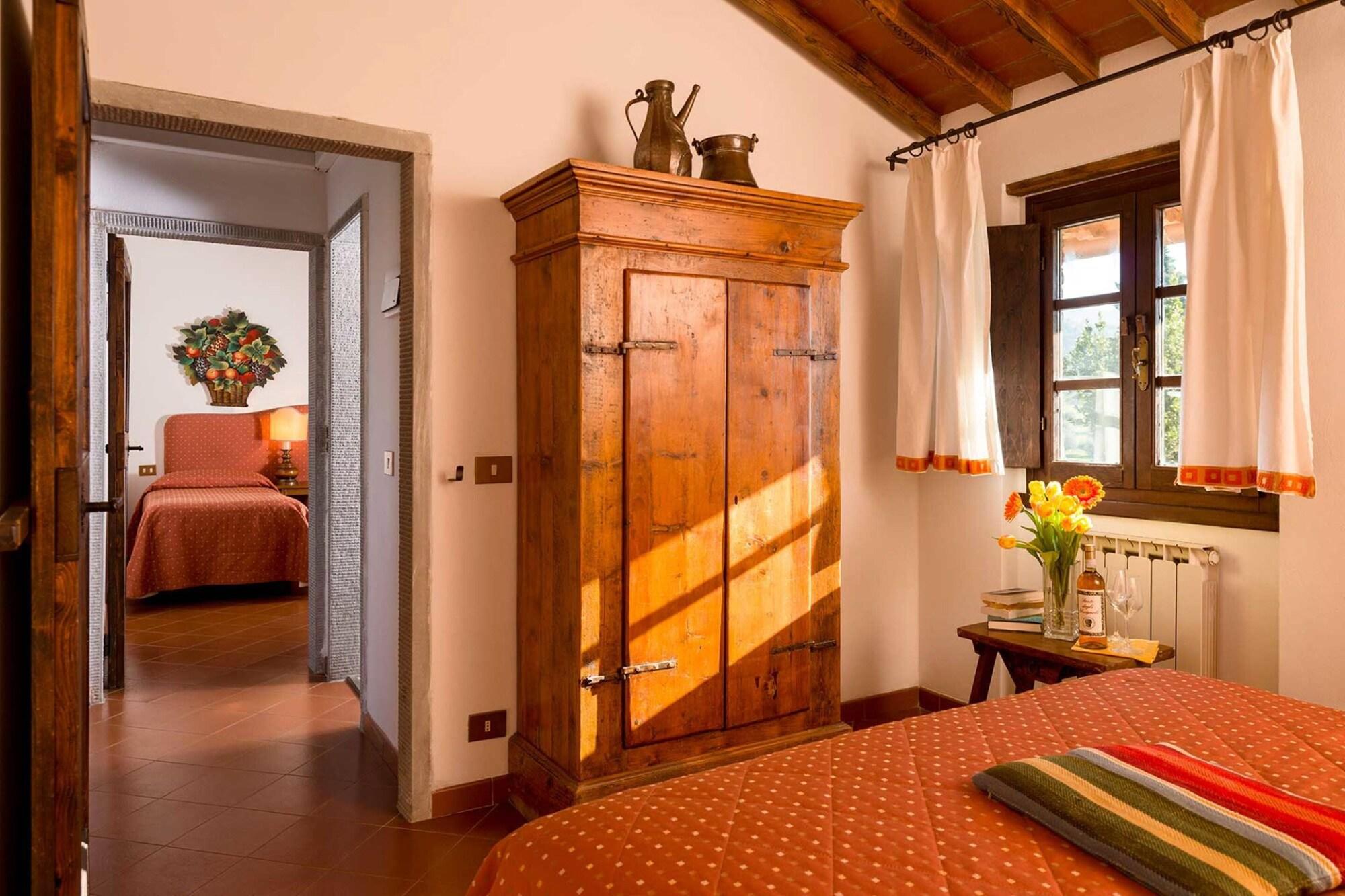 Fattoria Degli Usignoli Guest House San Donato in Fronzano Exterior photo